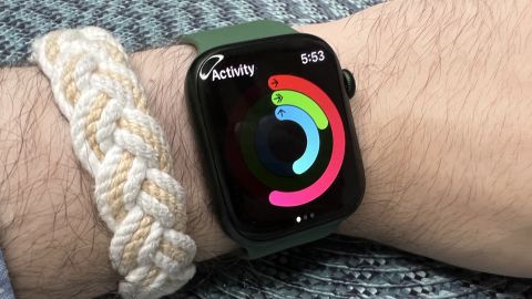 Apple Watch 7 vs Fitbit Sense: Which is Best for You?