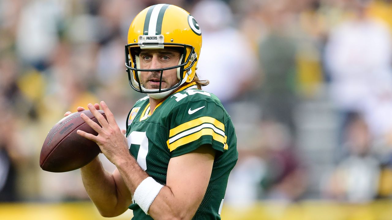 Rodgers on the field pregame against the Pittsburgh Steelers.