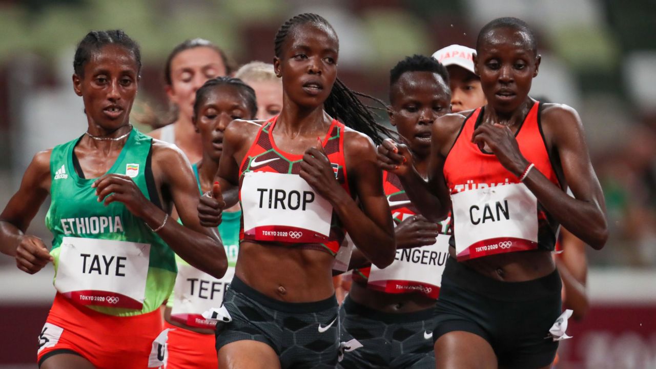 Agnes Tirop in the 5,000m heats at Tokyo 2020.