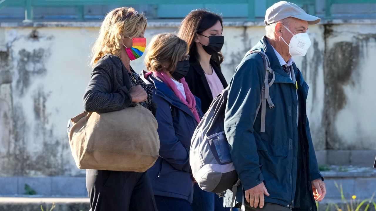 Giulio Regeni's family arrive at the trial of four senior members of Egypt's security services in Rome on Thursday. 