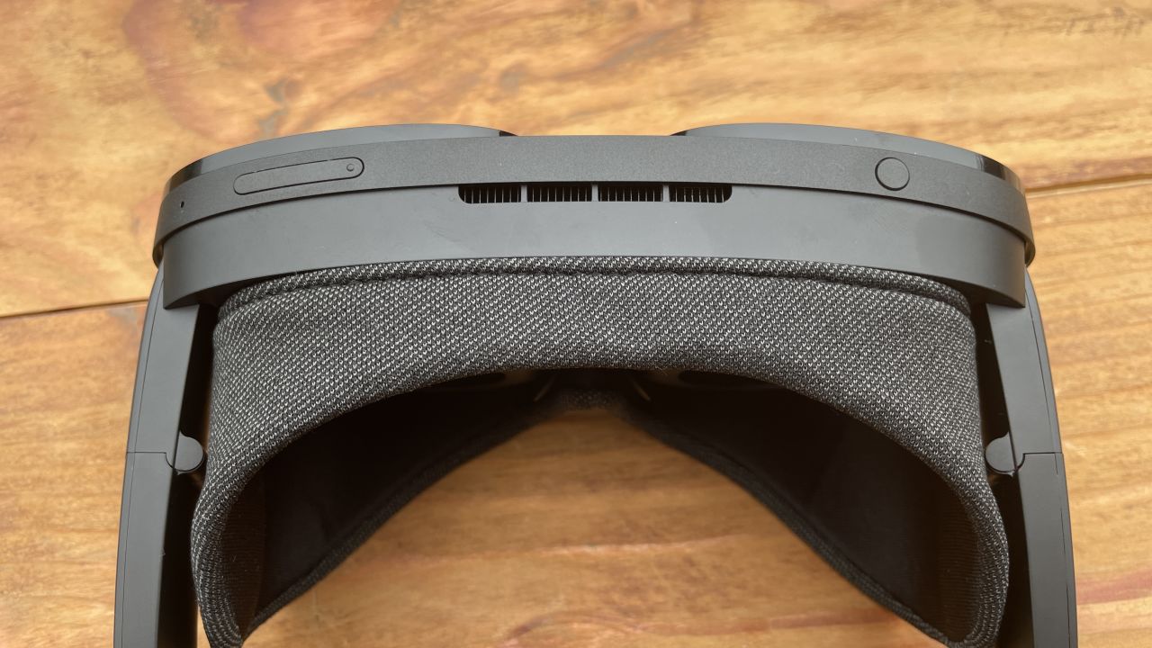 htc vive flow hands on 4