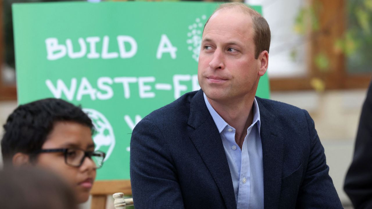 William interacts with schoolchildren during a "Generation Earthshot" educational initiative   at London's Kew Gardens on October 13, 2021. 