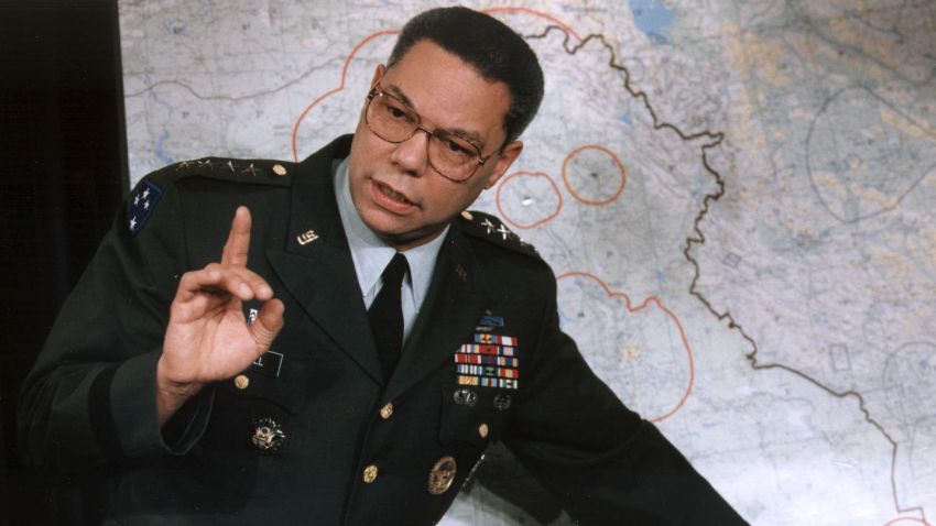 Colin Powell, chairman of the US Joint Chief of Staff, makes a point about the entrenched Iraqi troops in Kuwait during a briefing at the Pentagon 23 January 1991, Washington, DC. According to Powell, the US has achieved air superiority in the week-old Persian Gulf War.   AFP PHOTO/J.David AKE (Photo credit should read J. DAVID AKE/AFP via Getty Images)