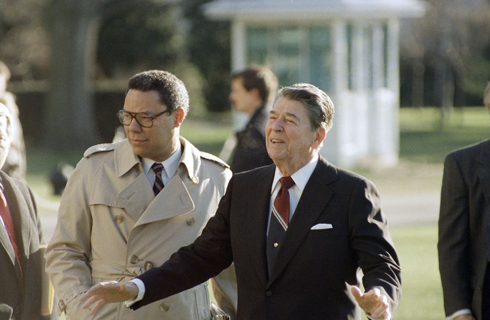 Powell accompanies Reagan on a trip to Charlottesville, Virginia, in 1988.