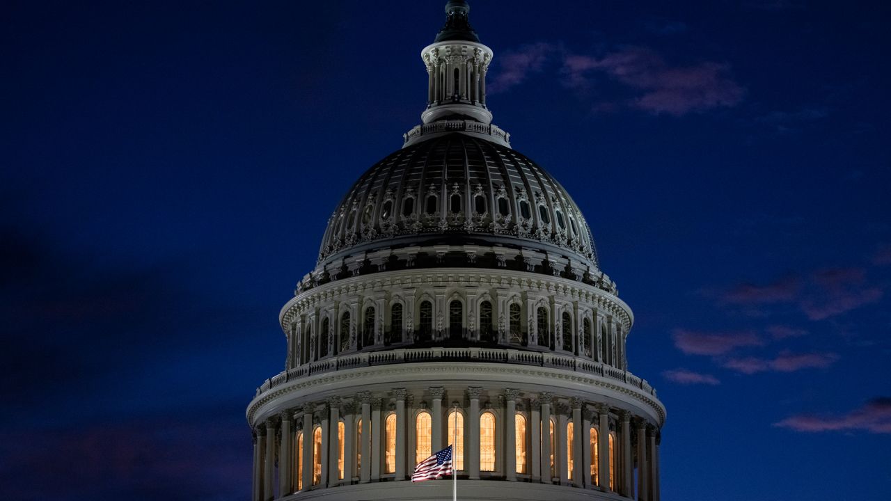 US Capitol 1016