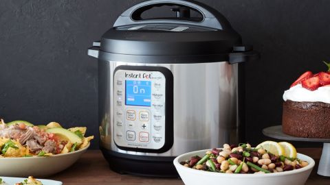 Instant Pot Smart Wi-Fi 6-Quart Multi-Use Pressure Cooker