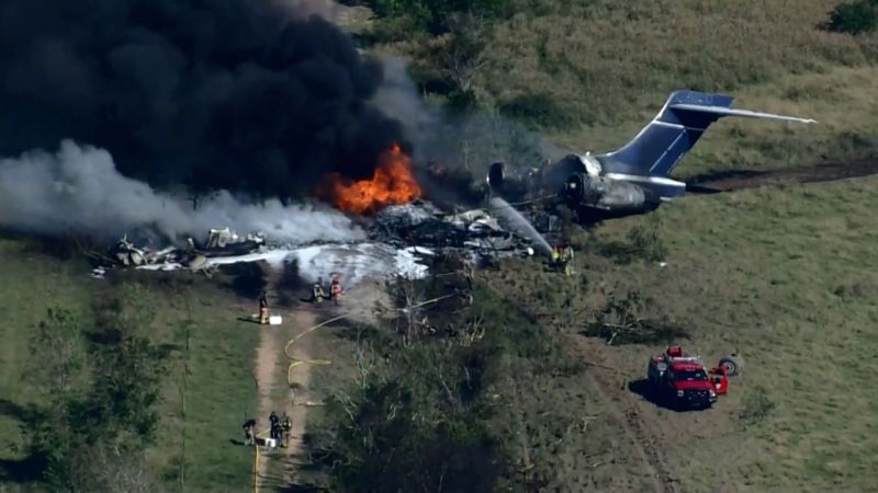 At least 2 injuries reported after plane crash in Houston Texas CNN