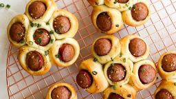 mooncakes and milk bread tease 2