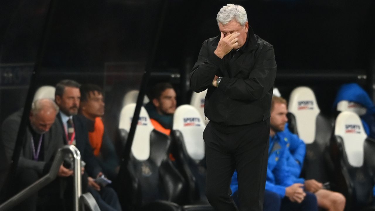 Bruce lost his last game in charge of Newcastle United on Sunday, 3-2 against Tottenham. 