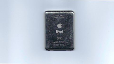 sofia barrett engraved back ipod nano 2