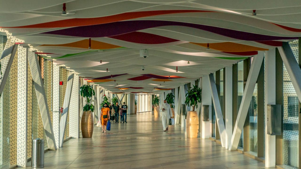 <strong>Walk way: </strong>A corridor connecting Al Riffa Metro Station to Mall of Qatar. Al Riffa station (Green line).