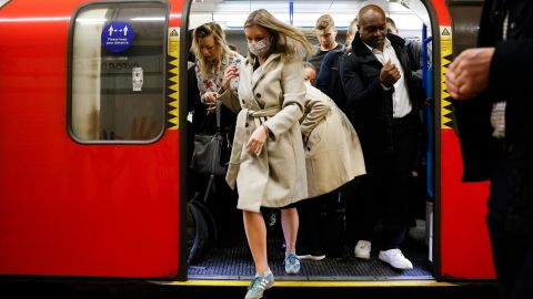 Healthcare leaders are urging the British government to reinstate some coronavirus restrictions, such as mask mandates, in indoor settings.