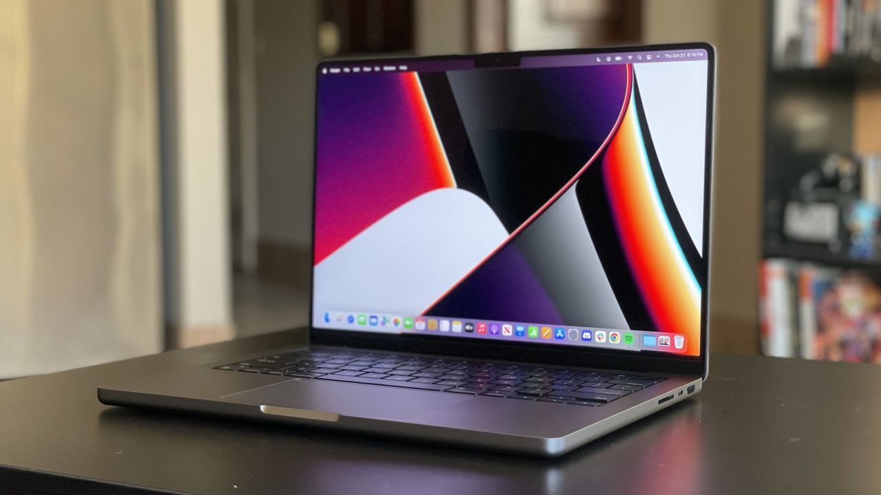 haz Evolucionar girar MacBook Pro 14-inch (2021) review: A throwback design with serious new  power | CNN Underscored