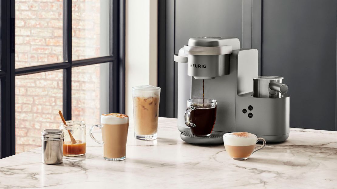 The new Keurig K-Cafe Smart promises to make delicious coffeehouse drinks.  I tried it for myself - CBS News