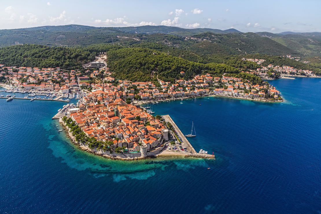 Korčula sits on a peninsula danging off the island of the same name.