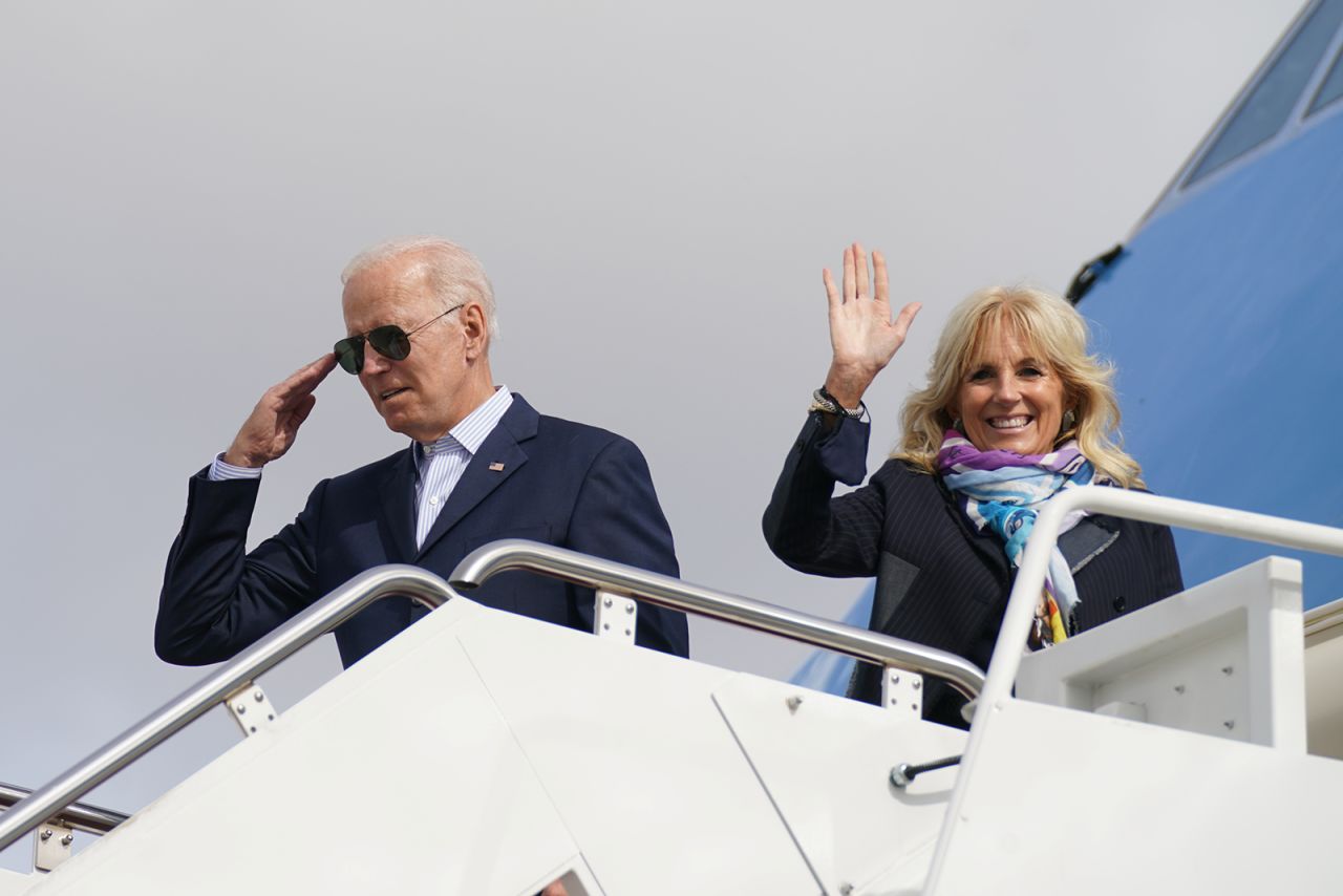 US President Joe Biden and first lady Jill Biden board Air Force One as they <a href="https://www.cnn.com/2021/10/28/politics/biden-europe-trip/index.html" target="_blank">leave for Europe</a> on Thursday, October 28. The President <a href="https://www.cnn.com/2021/10/29/politics/pope-francis-joe-biden-meeting/index.html" target="_blank">had an audience with Pope Francis on Friday</a> before attending the G20 summit in Rome over the weekend. After that, he heads to Scotland for COP26, a UN climate summit.