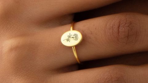 LosAngelesMinimalist Birth Flower Ring