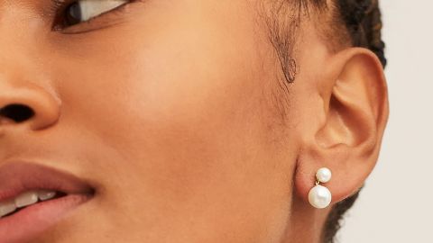 jewelry Mejuri Essential Pearl Earrings