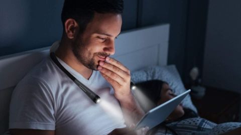 Glocusent LED Neck Reading Light