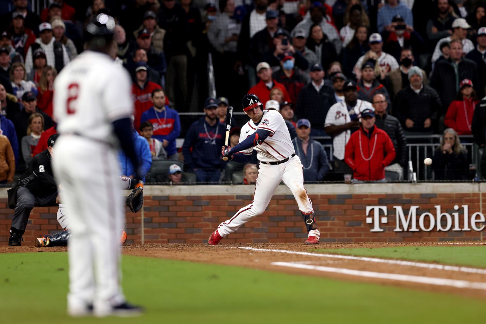 Braves third baseman Austin Riley <a  target="_blank">hits an RBI</a> in the sixth inning.