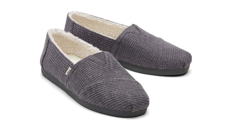 Toms discount repreve slippers