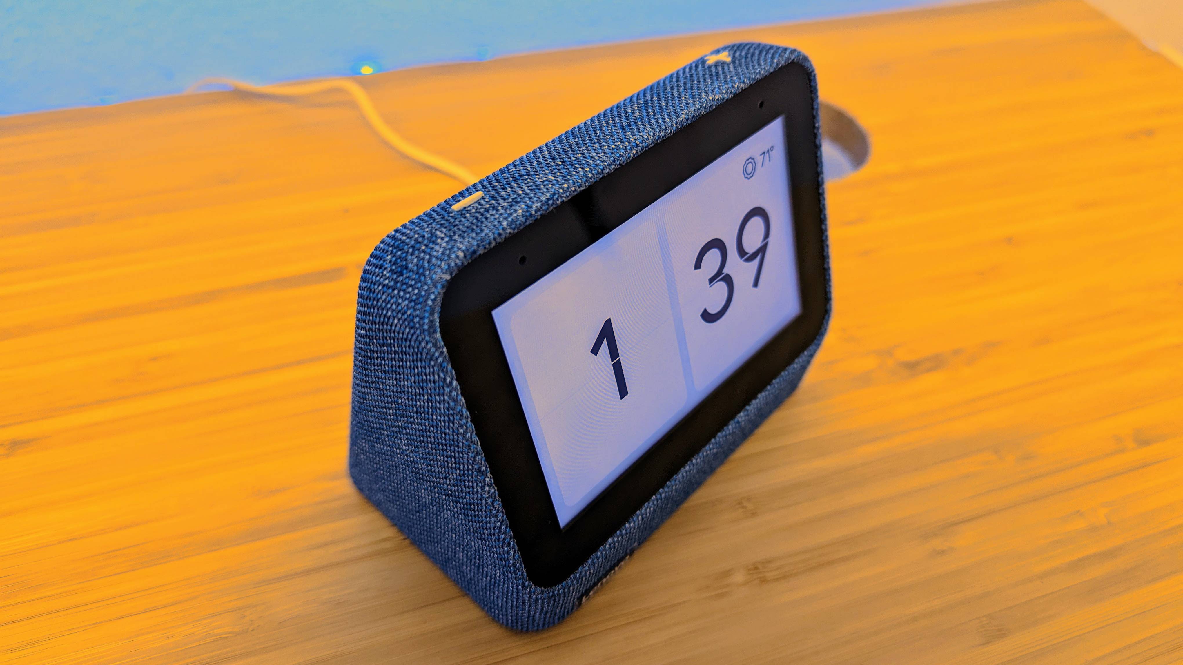 Lenovo Smart Clock 2 review: A cute alarm clock with serious smarts | CNN  Underscored