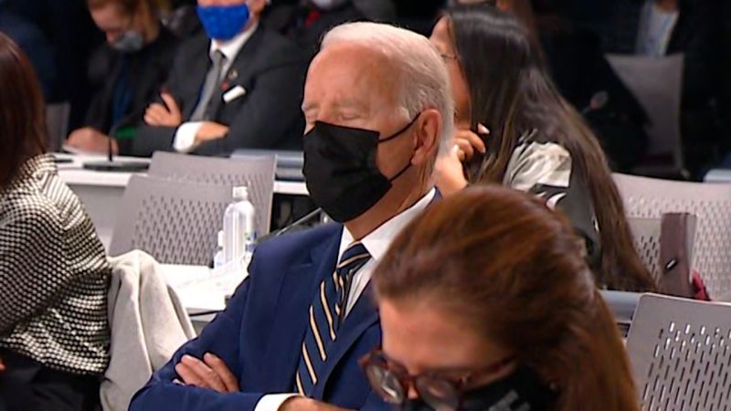 Biden falls 2025 asleep with herzog