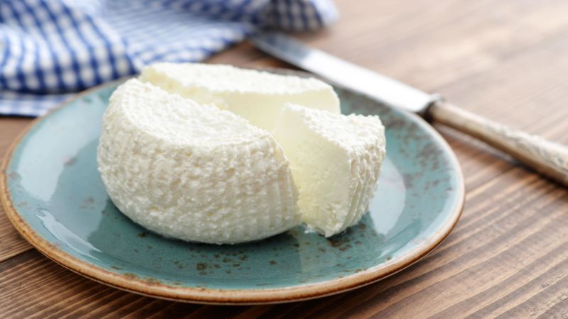 What’s the healthiest cheese? The best options according to experts