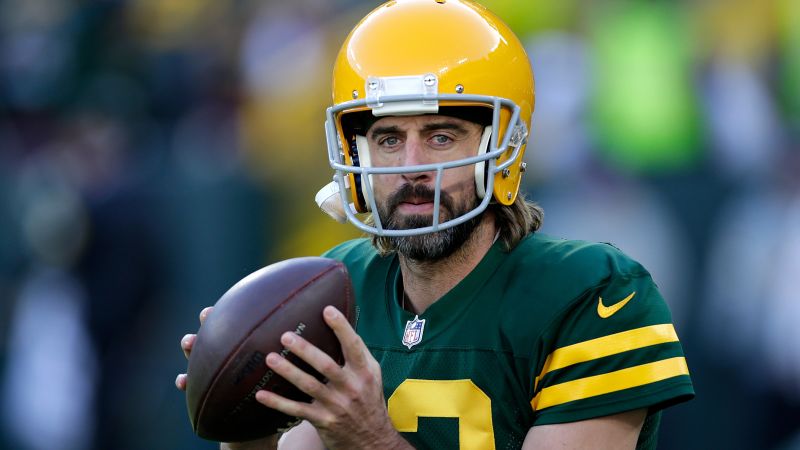 Aaron Rodgers Reveals 'Spoiler Alert' of 'Happy Gilmore' State Farm  Commercial