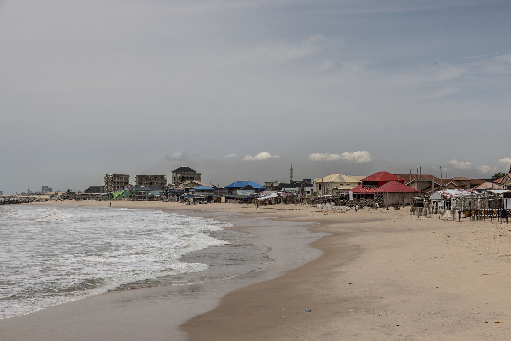 Nigeria: community on Lagos Island is being swallowed by sea while countries wrangle over who should the climate crisis | CNN