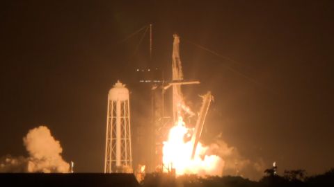 04 spacex crew 3 launch 111021