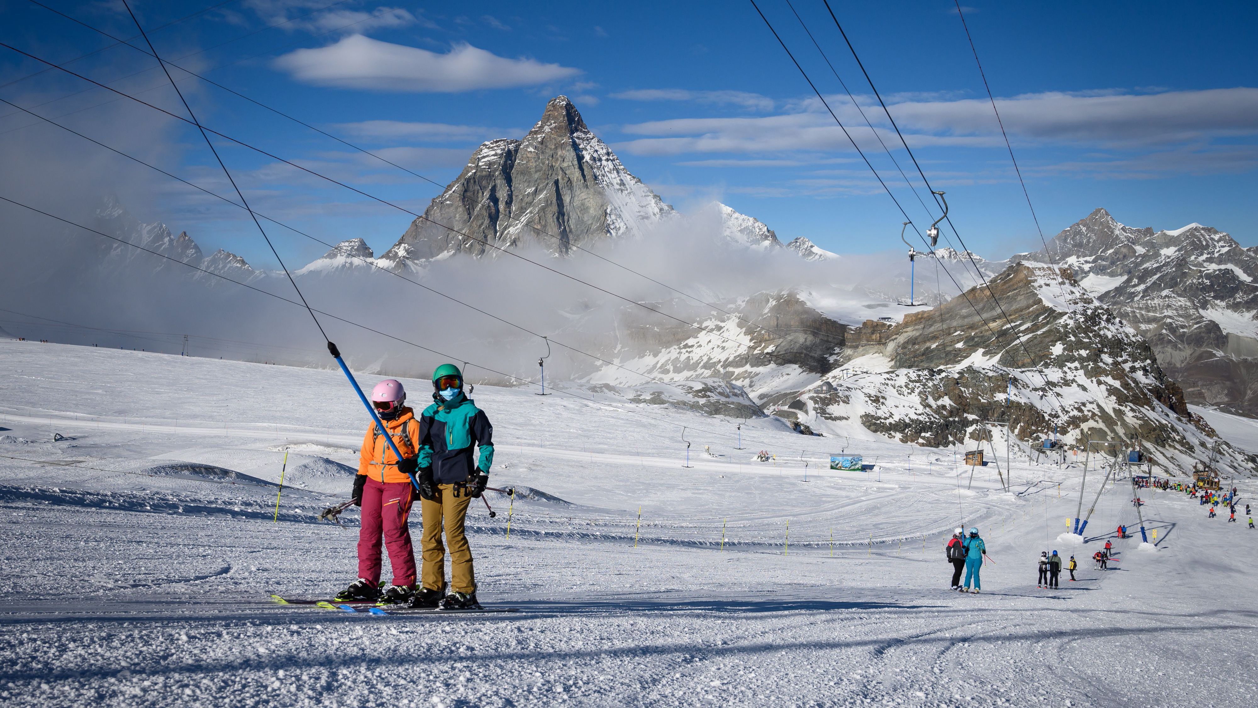 Get ready for the pistes – useful tips for ski holidays during the Corona  pandemic