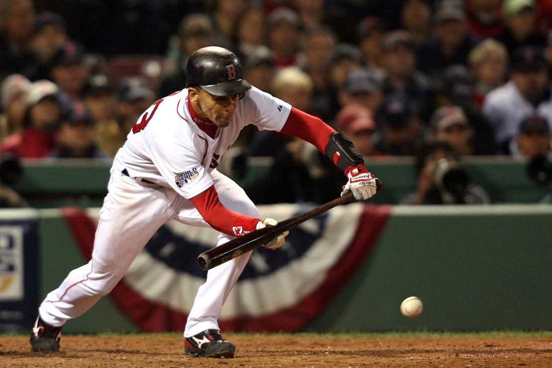 Former Red Sox SS Julio Lugo dies at age 45, family tells ESPN