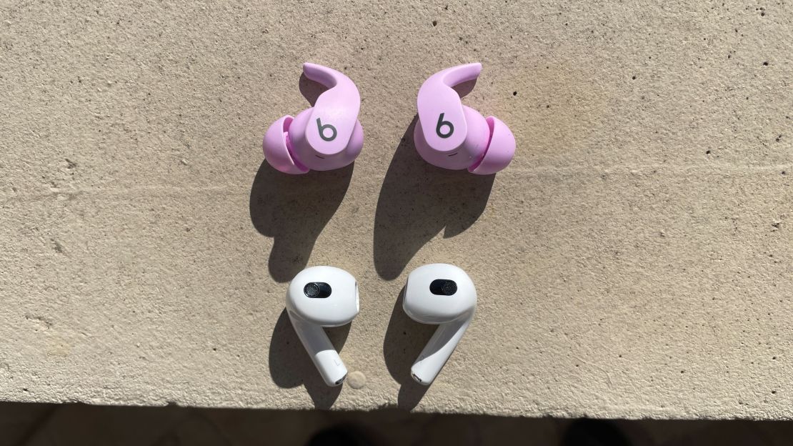 underscored beats fit pro vs airpods 3 2