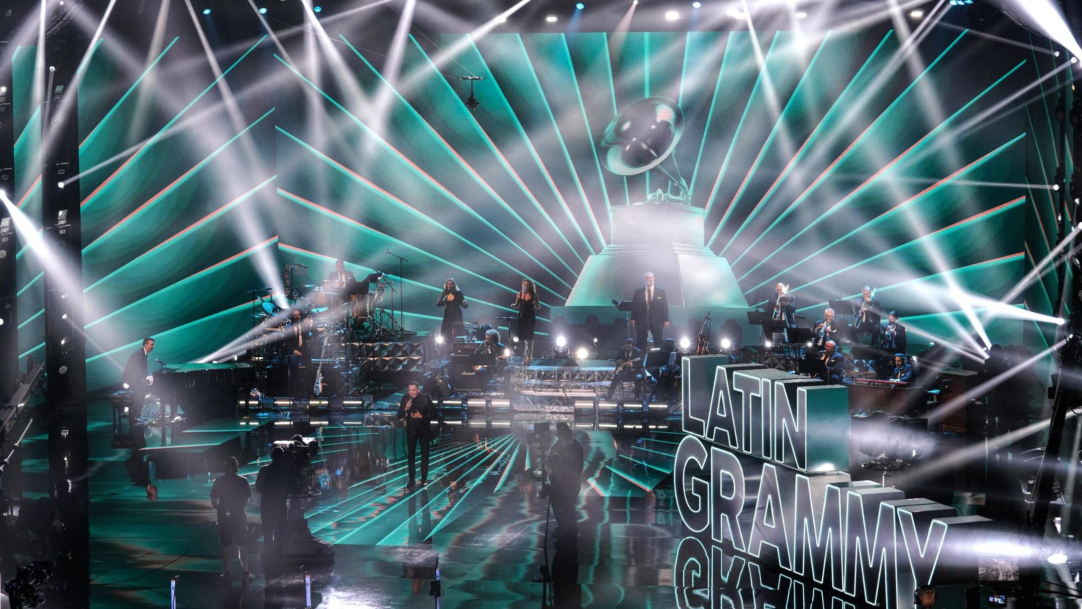 Co-host Víctor Manuelle performs at the 2020 Latin Grammys.