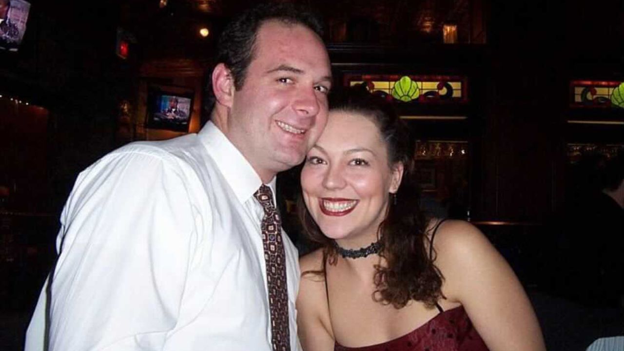 <strong>Serendipitous meeting:</strong> Chris Powell and Jennifer Lowther met by chance when their flights were canceled at Toronto Airport in April 2003 due to a snowstorm. The two got chatting, and Chris helped Jennifer make it to her best friend's wedding, despite the travel disruptions. Here's the couple on a date night the following year.