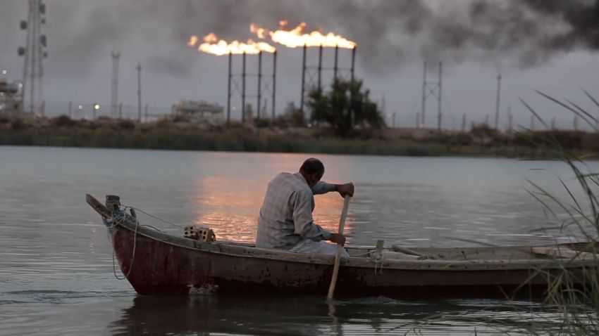 iraq basra oil industry pollution boat karadsheh