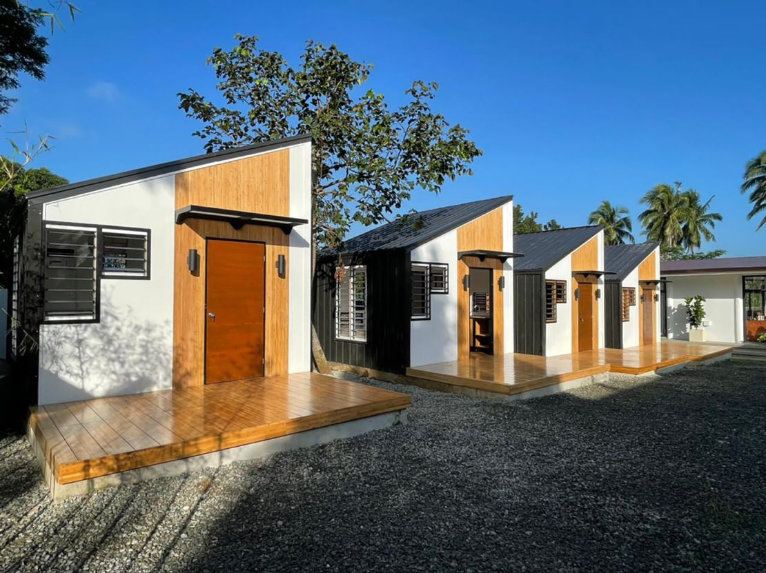 Cubo produces three homes in its workshop every two weeks, and then takes three to five days to assemble each one onsite. 