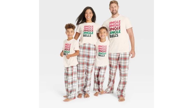 Family christmas discount pajamas at target