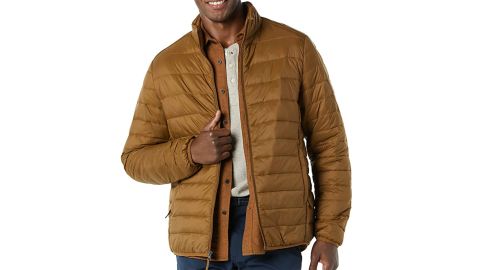 Amazon Essentials Men’s Lightweight Packable Puffer