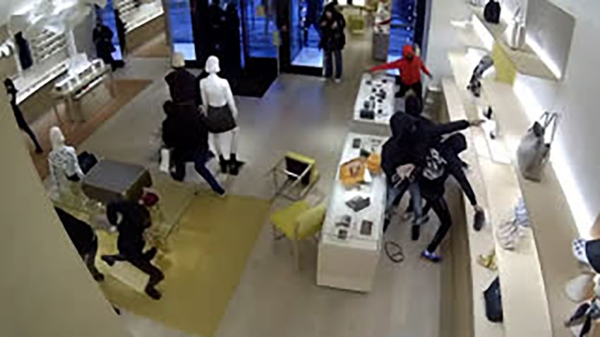 Surveillance footage from the mall showing Louis Vuitton store being ransacked at Oak Brook Center Mall in Oak Brook, Illinois.