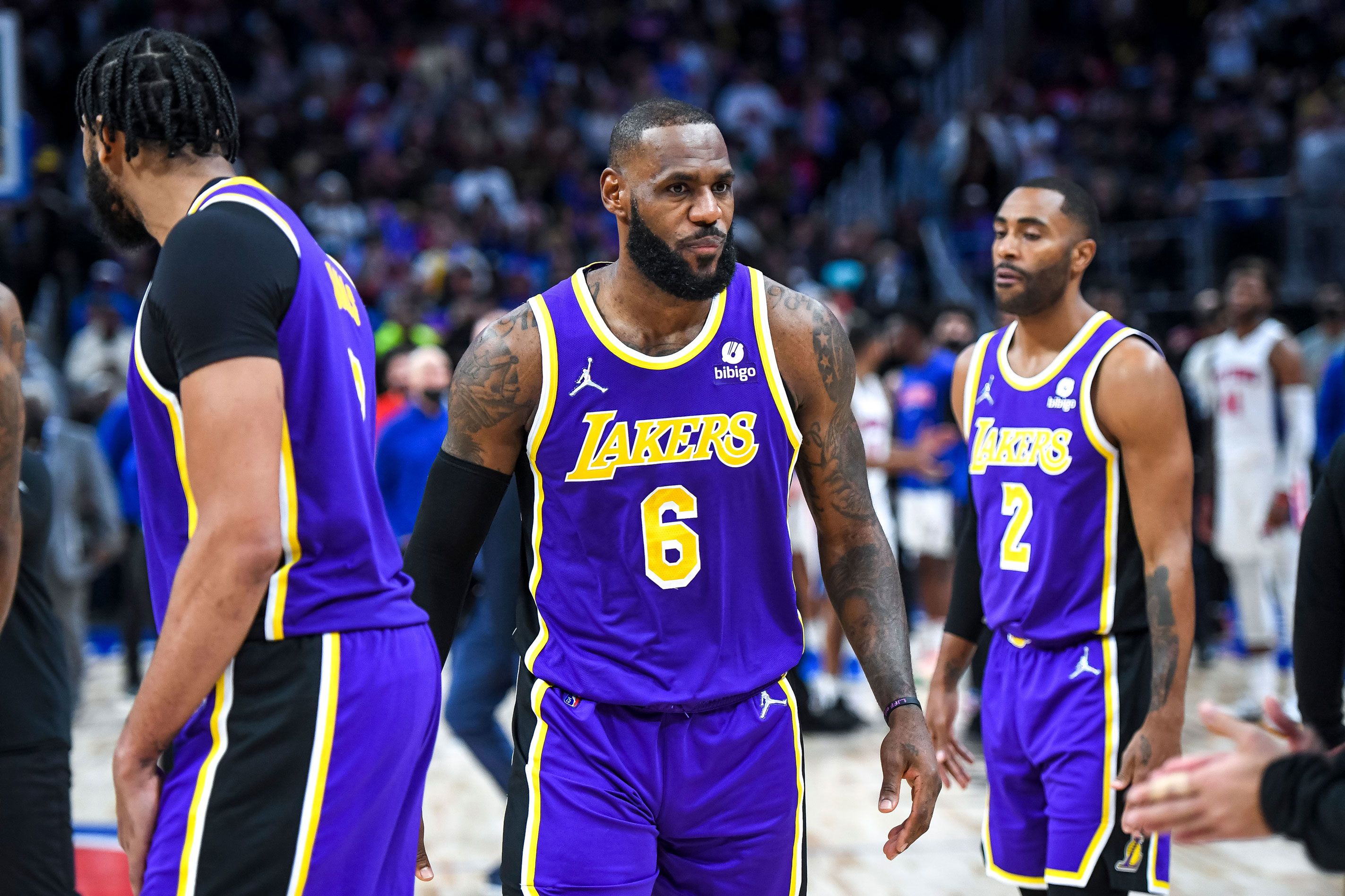 LA Lakers News Roundup: LeBron James' former teammate unhappy