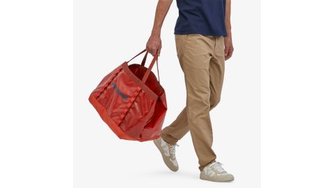 gifts under 100 holiday patagonia tote