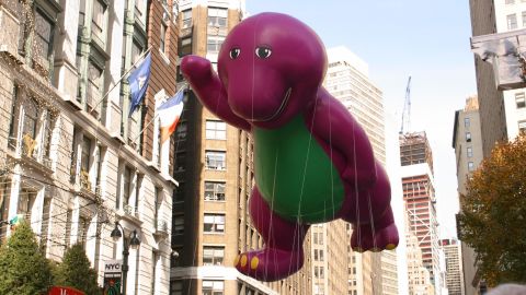 05 macys thaksgiving day parade balloons lookback barney