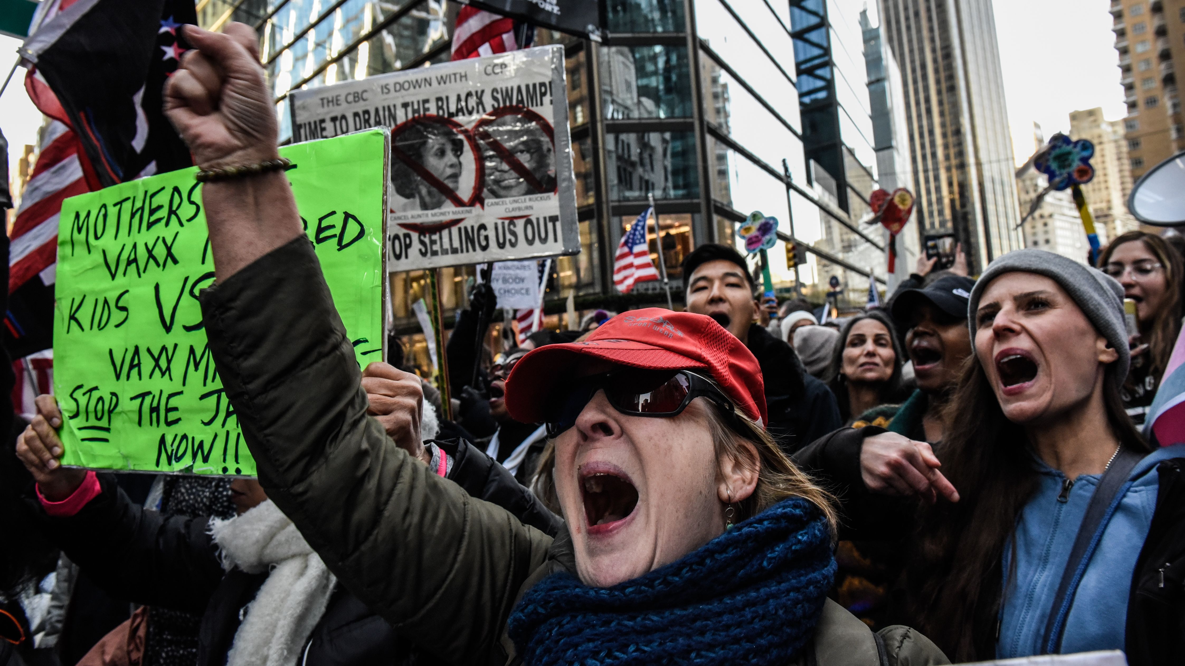 Protesters rally against vaccine mandates on Saturday November 20th, 2021 in New York City.