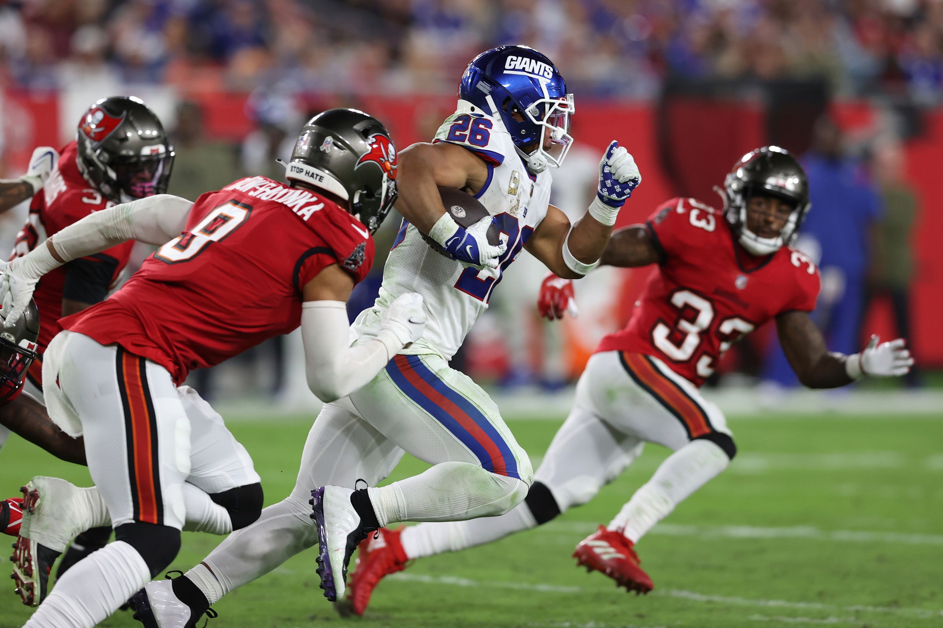 Buccaneers host Giants on Monday Night Football in Week 11 - Acme