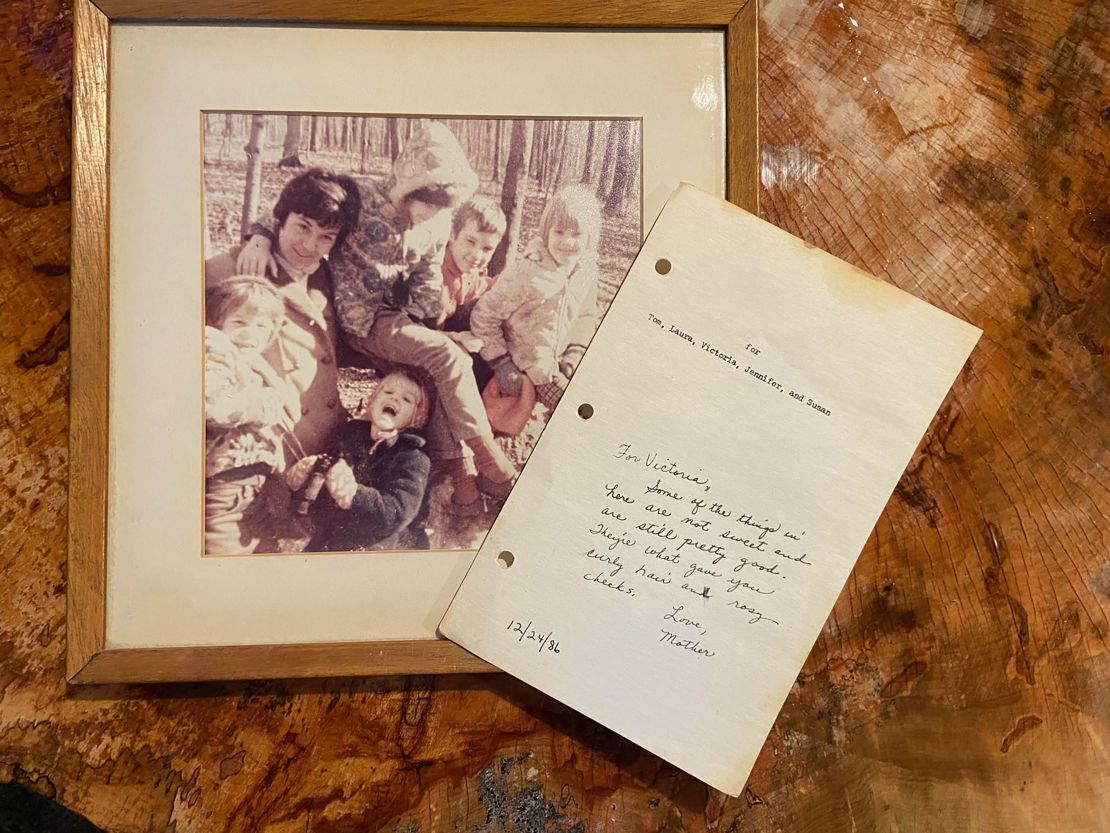 June Hairston Dorsey is photographed with her children in 1968. From left to right, Vicky Dorsey Ott, June Hairston Dorsey, Susan Dorsey Brown, Laura Dorsey, Tom Dorsey Jr. and Jenny Dorsey Powell. (Courtesy Vicky Dorsey Ott)