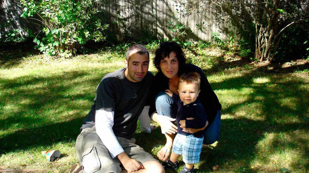 <strong>Settling down: </strong>The couple lived in New York City together for ten years, welcoming two sons. Here they are with their oldest child in 2004.