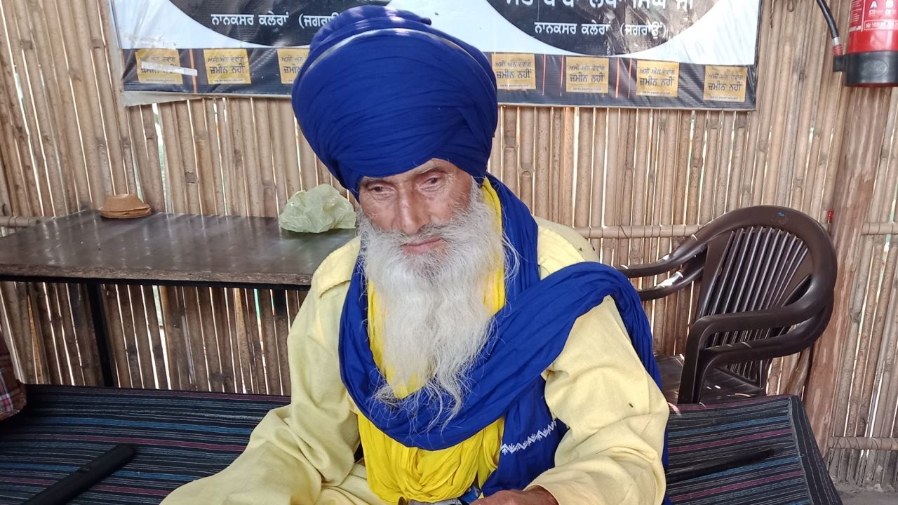 Santosh Singh, a 70-year-old farmer from Punjab says he won't stop protesting until farmers' demands are met.