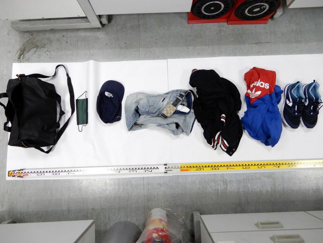 Clothes used by the suspect to avoid being tracked are displayed by the police. Photo courtesy of the police